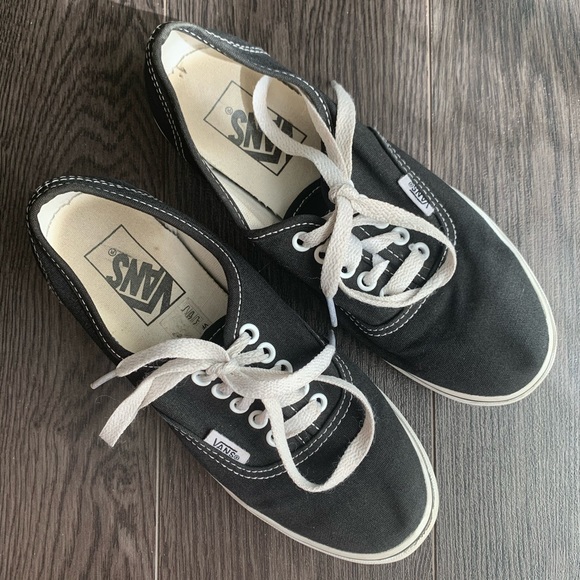 Vans Shoes - Black White Canvas VANS - Size 5.5